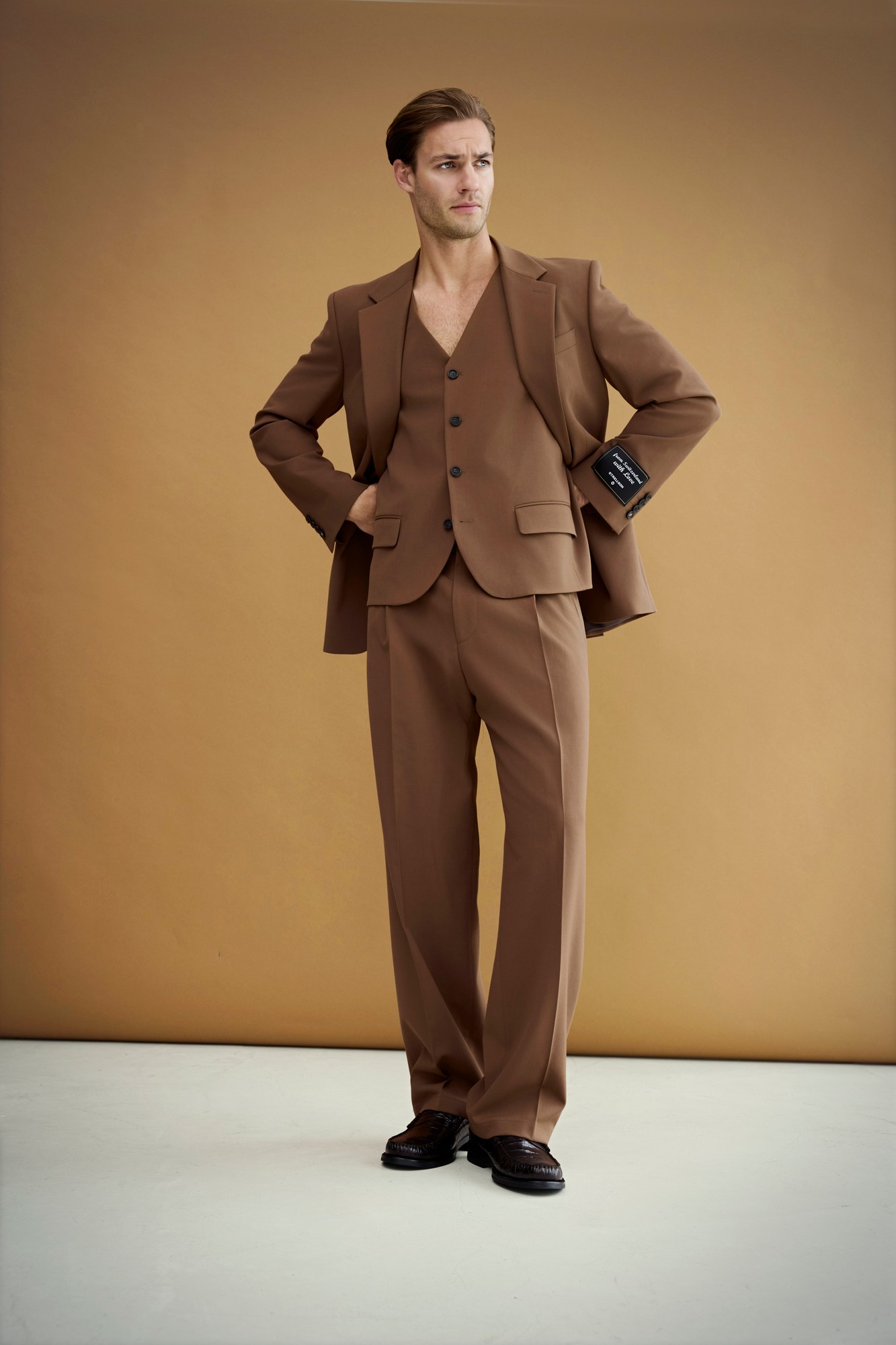 Look 3