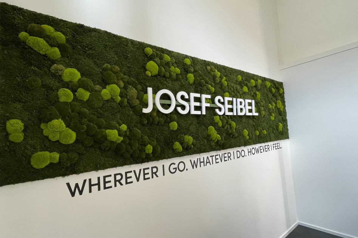 JOSEF SEIBEL eröffnet Flagship-Store