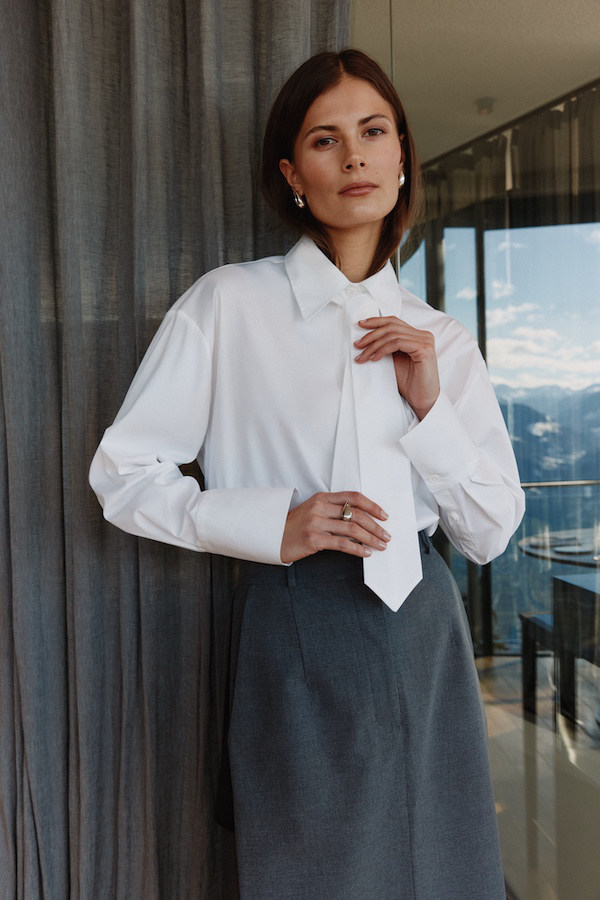 1863byETERNA_HW26_5212_00_DS29_V1